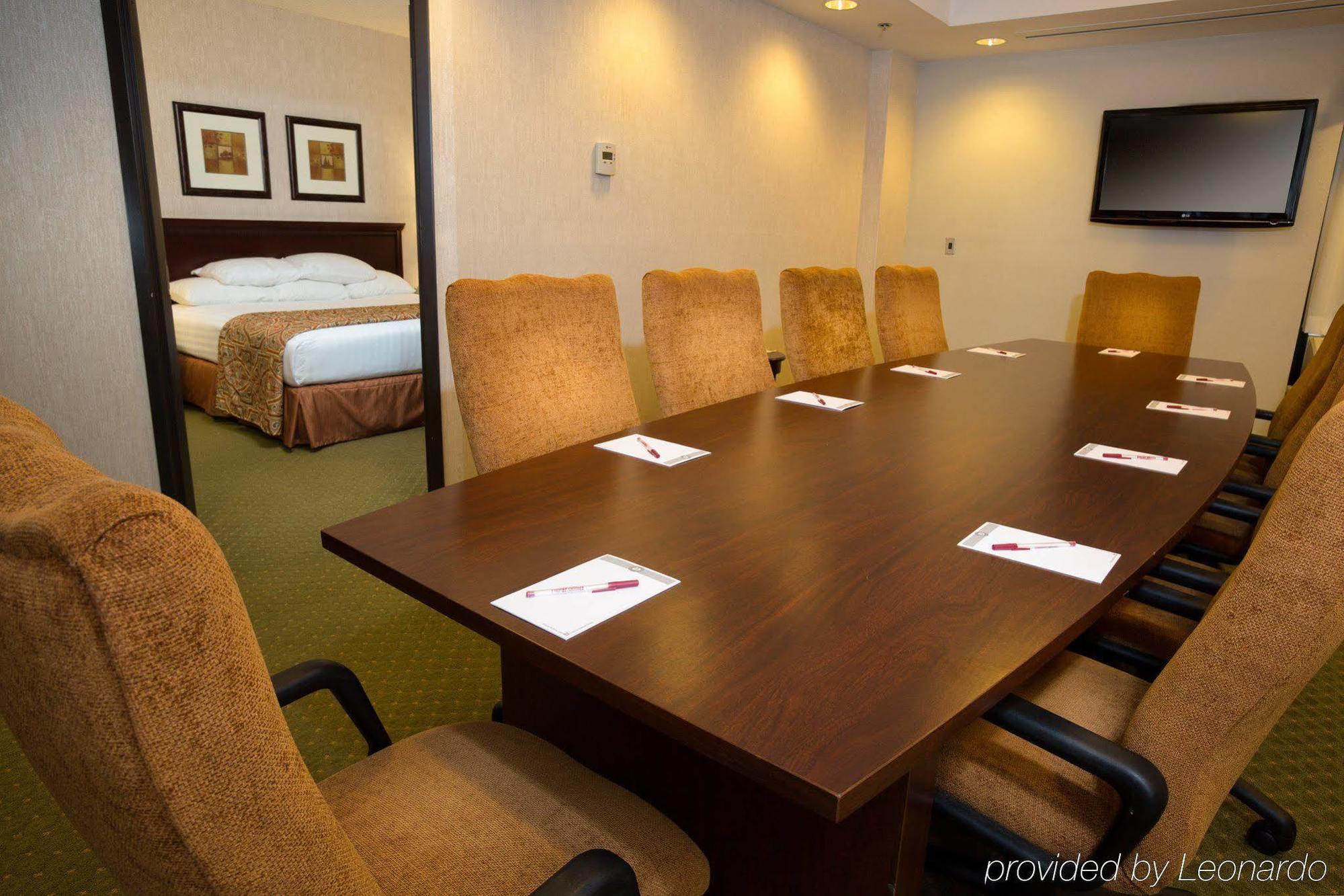 Drury Inn & Suites Columbia Stadium Boulevard エクステリア 写真